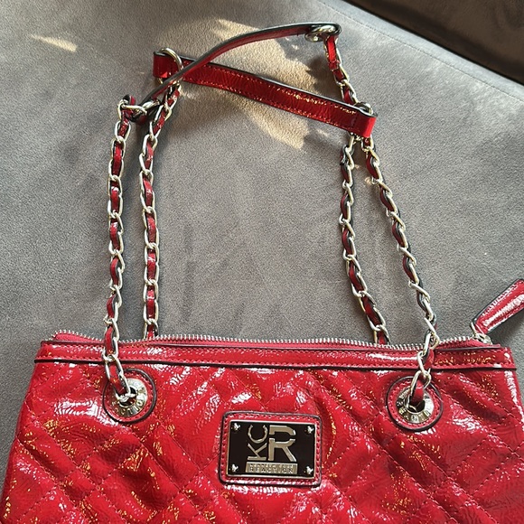 Kenneth Cole reaction, red bag - Picture 2 of 6